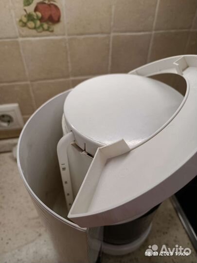 Продам капельную кофеварку