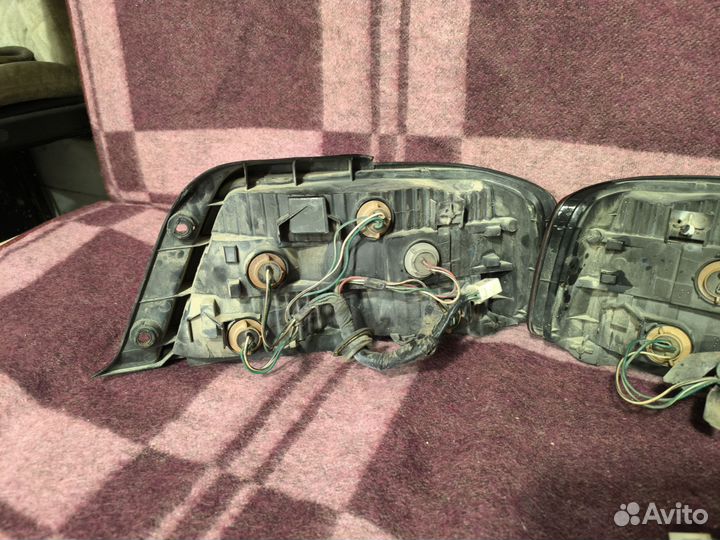 Стоп сигналы Тойота Чайзер 100