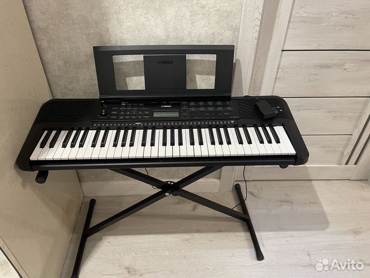 Синтезатор yamaha psr e273
