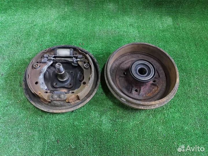 Ступица задняя Renault Logan 2005