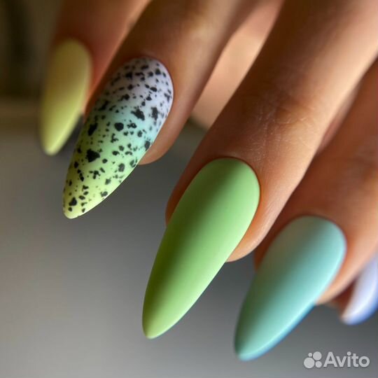 Маникюр и педикюр с покрытием гель-лак