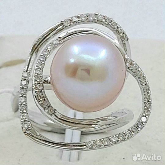 Кольцо / размер 17 / 7,20г / Золото750 / бриллиант