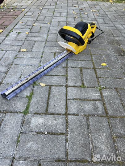 Кусторез электрический