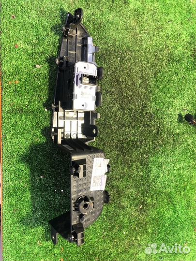 Блок управления стеклоподъемниками Kia Rio