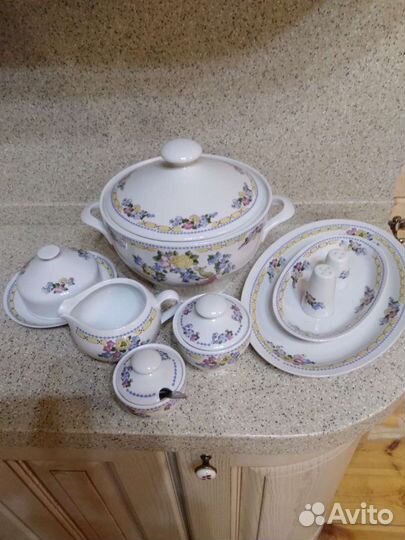 Сервиз столовый