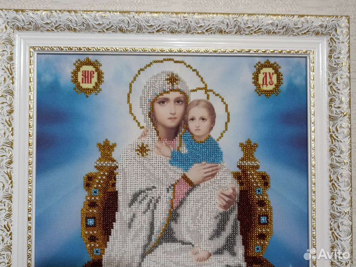 Икона Богоматерь на троне