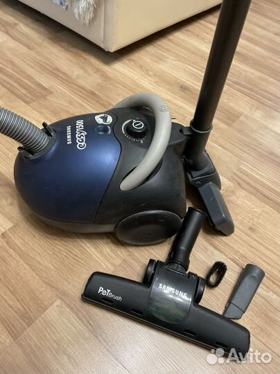 Пылесос Samsung easy 1500W