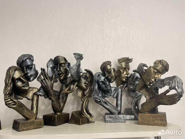 Влюбленные из полистоуна