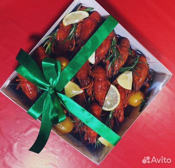 Подарочный Бокс (Раки, Морепродукты,Икра)