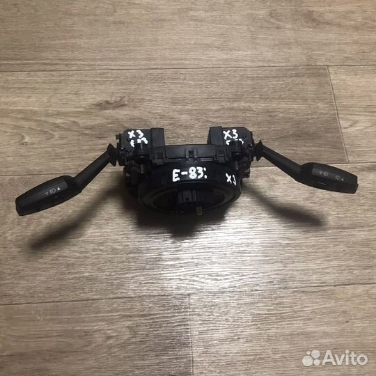 На Бмв Х3,Е87 Подрулевой шлейф с переключателями