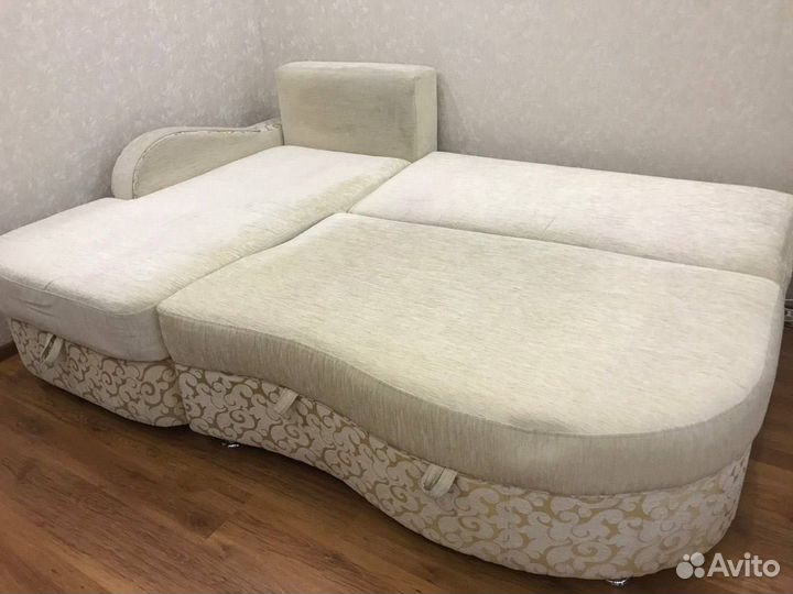 Угловой диван