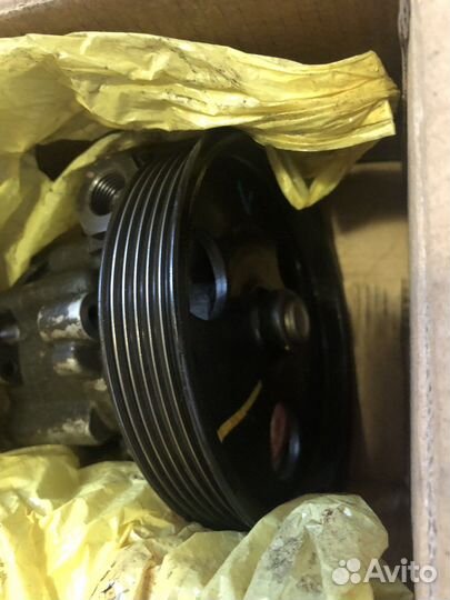 Насос гур Renault Duster