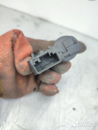 Моторчик заслонок печки Audi A6 C6 седан 2.7 Л