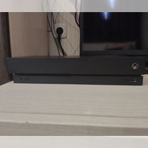 Xbox one x 1tb