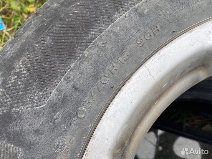 Литье с резиной R15 205/70