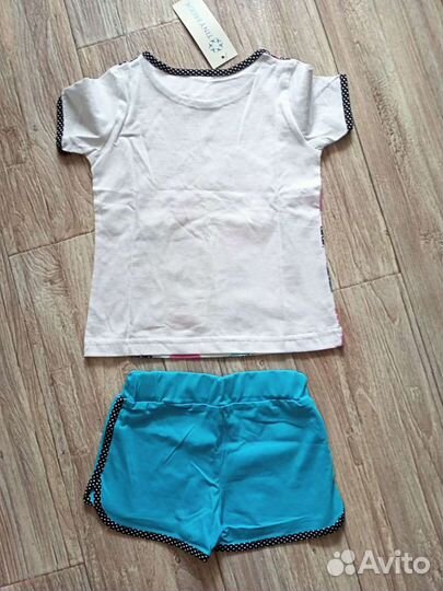 Новые шорты, комплект