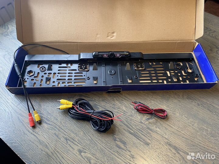 Номерная рамка с камерой