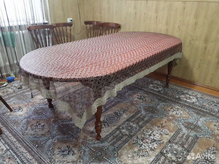 Кухонный стол