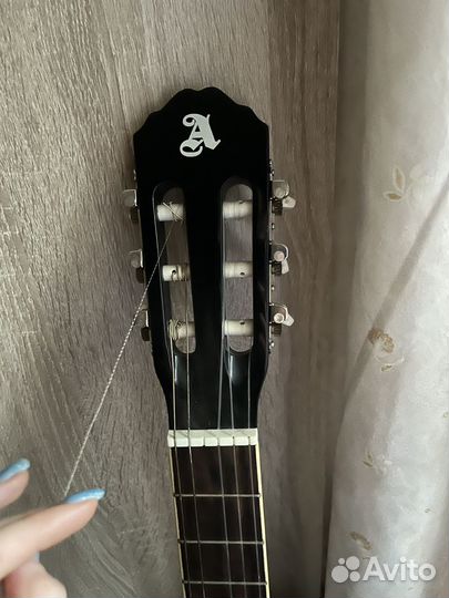 Гитара классическая