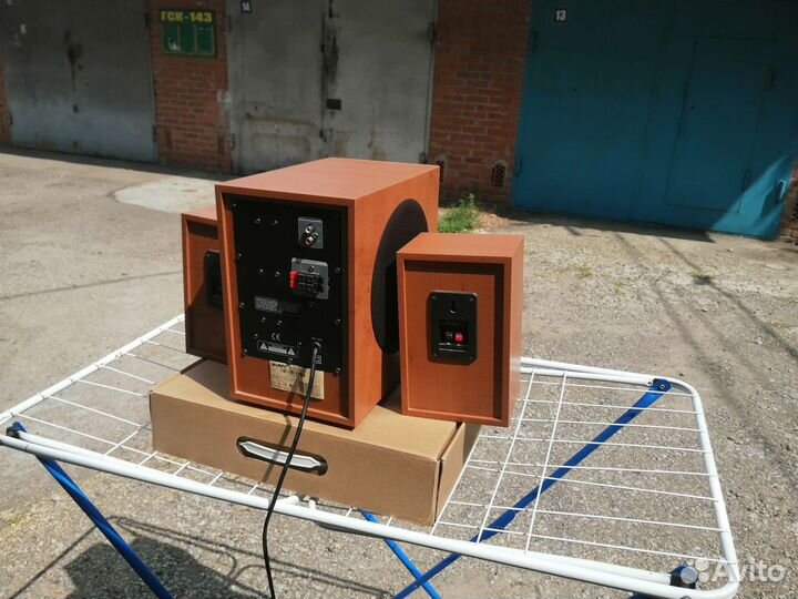 Колонки для компьютера 2.1