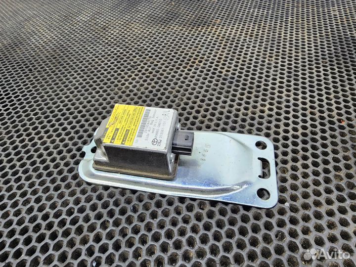 Датчик AIR BAG Lexus RX 300 1998-2003