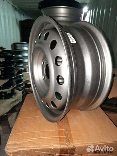 Стальные диски R15 5x114,3 KIA Mazda