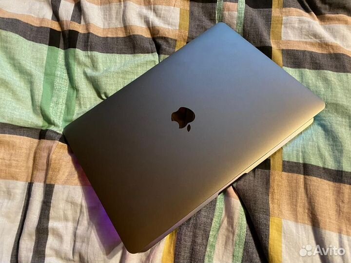 MacBook Pro 13 2017 RU/A