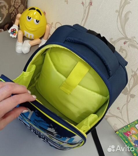 Портфель школьный
