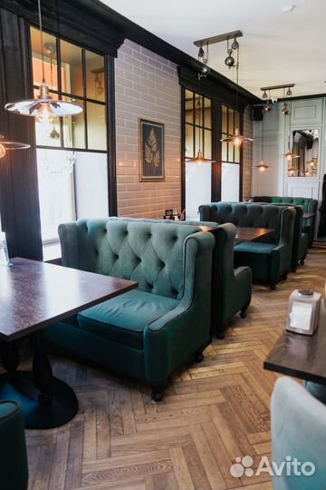 Раннер (Помощник официанта)