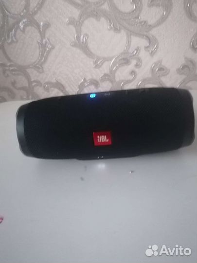 Колонка jbl charge 3