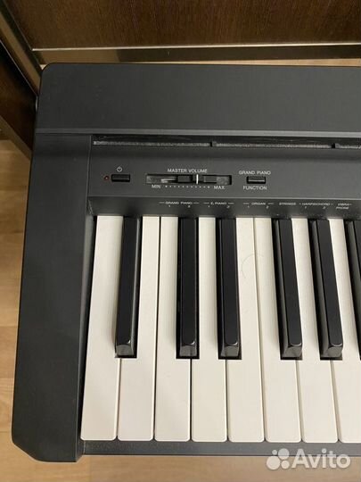 Электронное пианино Yamaha