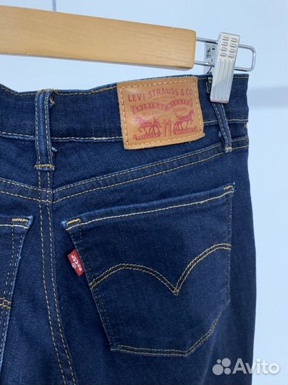 Джинсы женские levis