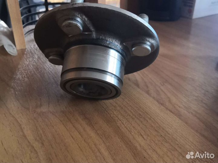 Задняя ступица в сборе Nissan almera