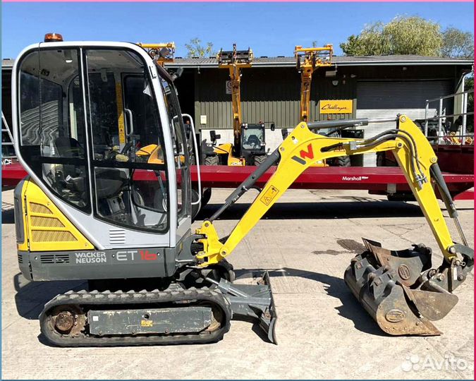 Стекло триплекс на wacker neuson1404 ET 16