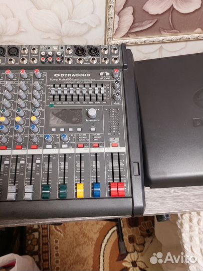 Микшерный пульт Dynacord 600-3 активный
