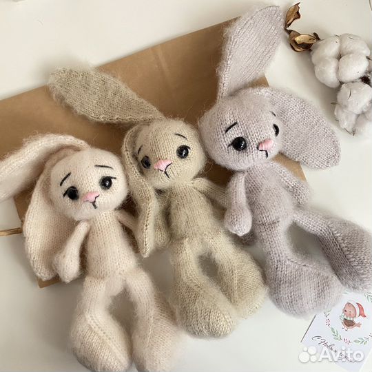 Вязаные игрушки зайка
