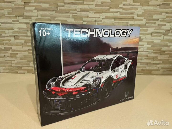 Lego Technic Porsche 911 RSR Новый (в наличии)