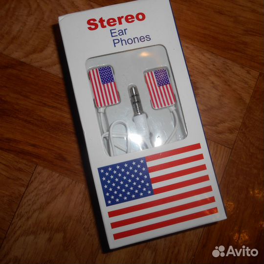 Наушники stereo earphones новые