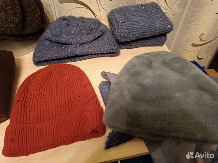 Кепки шапки женскии