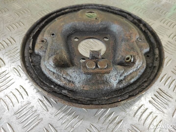 Щит опорный Opel Astra G