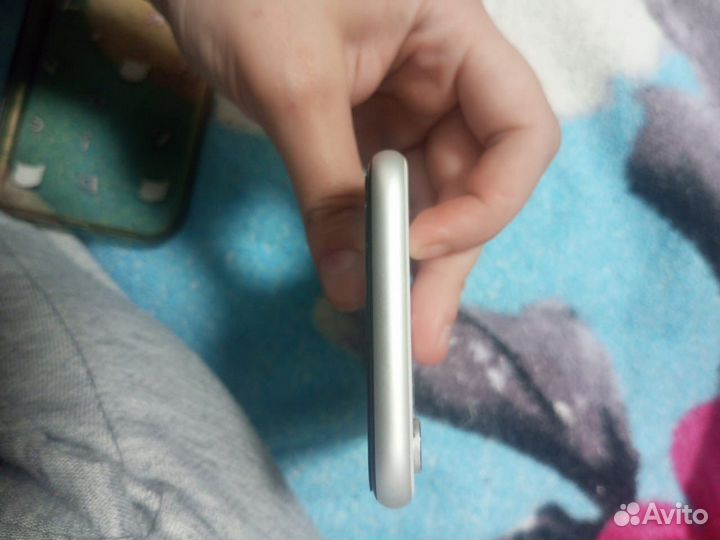 iPhone Xr, 128 ГБ