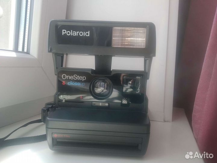 Плёночный фотоаппарат Polaroid