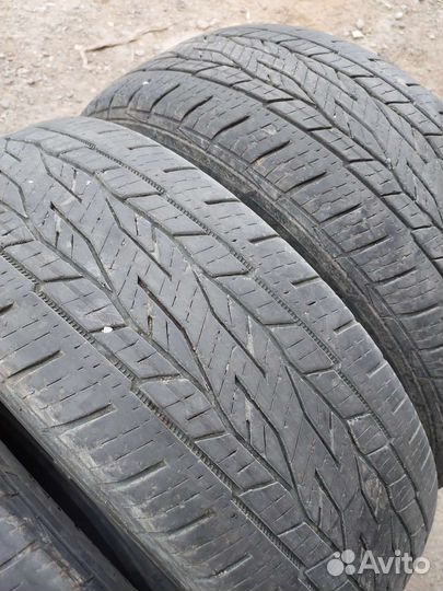Continental ContiCrossContact LX2 215/60 R17 96H