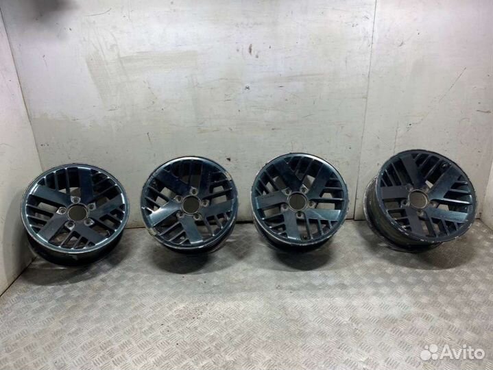Диск литой R15PCD 5x120 ET12 DIA70.3