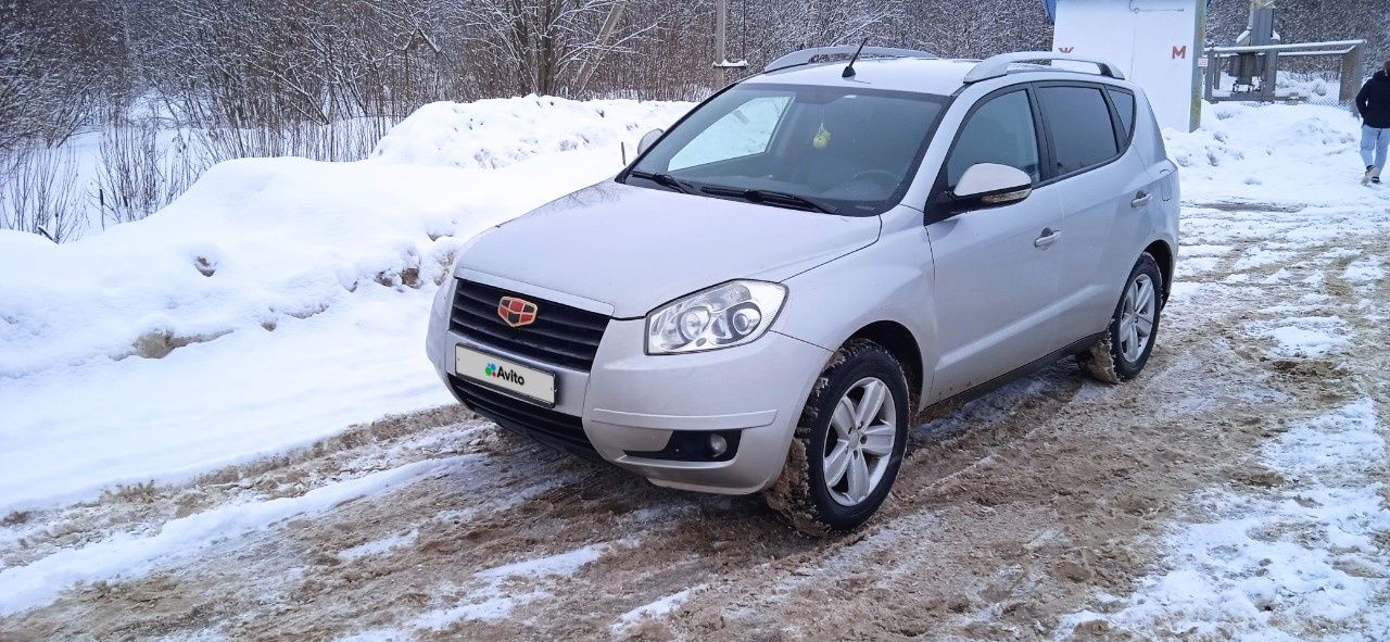 Geely Emgrand X7: фото владельца