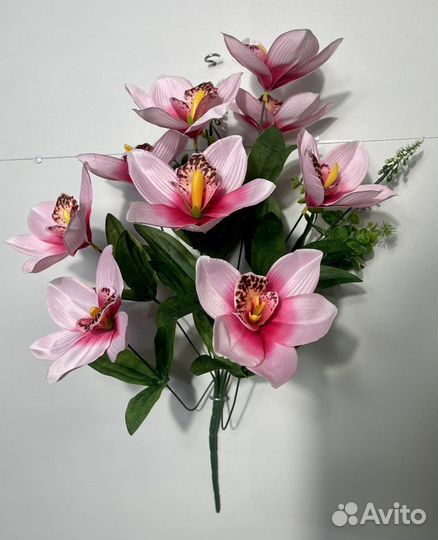 Букет орхидей искусственных