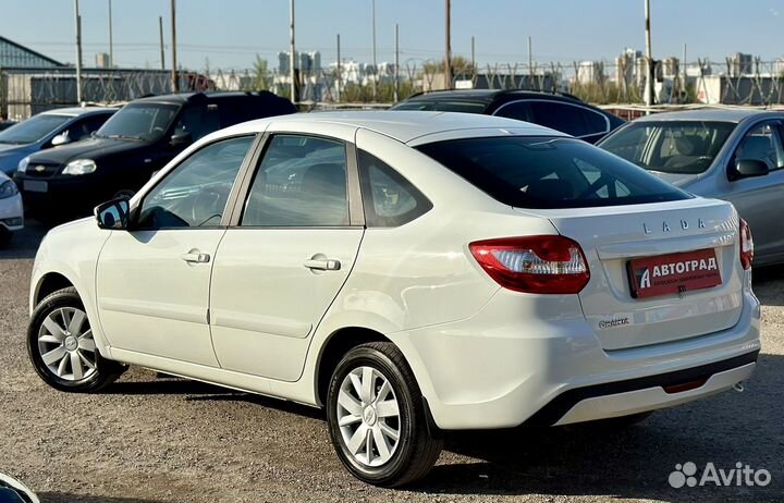 LADA Granta 1.6 МТ, 2021, 44 000 км