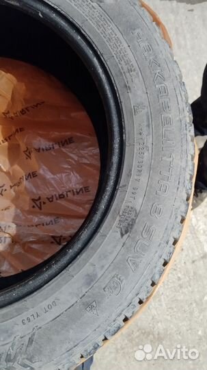Nokian Tyres Hakkapeliitta 8 SUV 225/60 R17 99T
