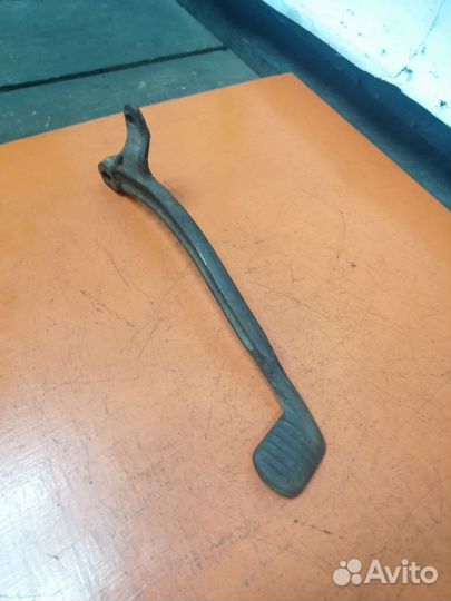 Педаль заднего тормоза Иж