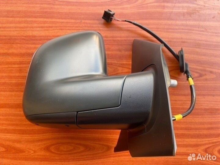 Зеркало наружное переднее правое Volkswagen